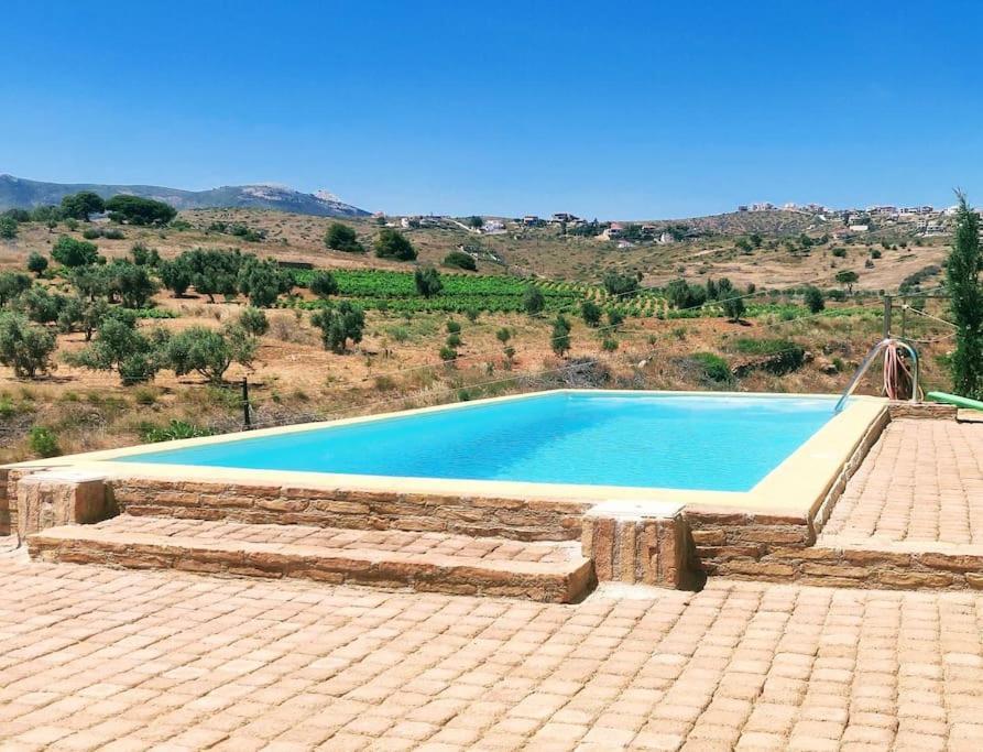 Ferienwohnung Summer House With A Pool Near Sea, Port & Airport Rafína Exterior foto